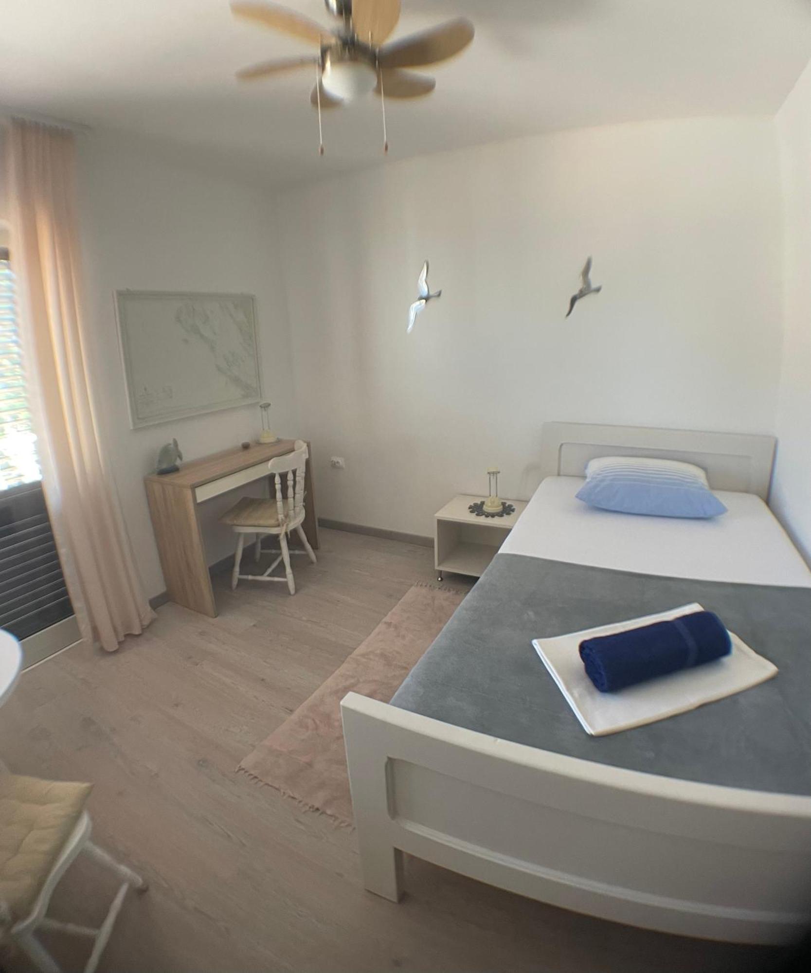 Baracuda Apartment Veli Losinj Exterior photo