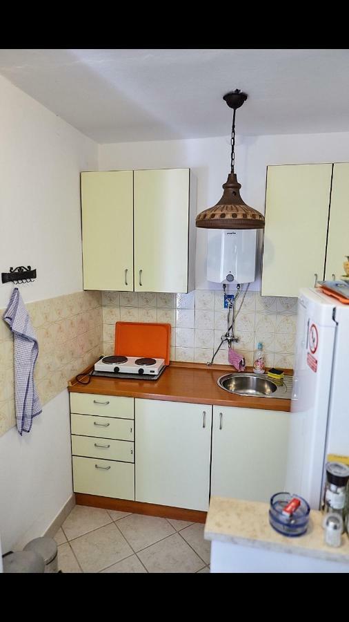 Baracuda Apartment Veli Losinj Exterior photo